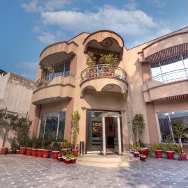 Hotel One Lalazar Multan