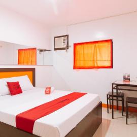 RedDoorz @ EL Runway Hotel Bulacan, hotel em Bulakan
