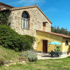 Holiday Home Podere San Raffaele - Cinzia by Interhome, hotel in Poggibonsi