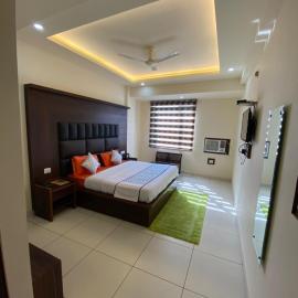 Hotel Royal stay
