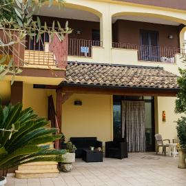 Olimpo B&B, viešbutis mieste Giurdignano