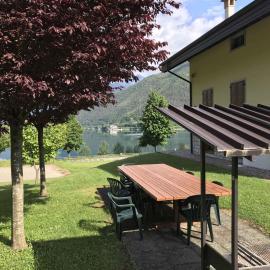 Apartments in Molina di Ledro 35137, hotel in Molina di Ledro