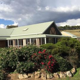Tarcutta Retreat, Hotel in Tarcutta
