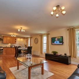 Edinburgh Pearl Apartments - Haymarket Residence, hotel a Edimburg
