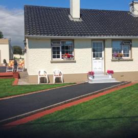 Village Cottage, Hotel in Dunkineely