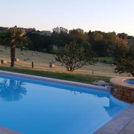 Gite Stone & Spa, hotel a Chasselay
