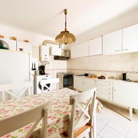 Simple Beach Lovers' Retreat in Espiche #1888, hotel i Espiche