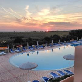 Arenas de Son Bou, hotel v mestu Son Bou