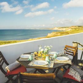 SoulSurfcamp Portugal, hotel in Peniche