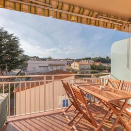 Hauzify I Center S'Agaró, hotel a S'agaró