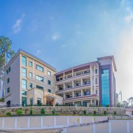 juSTa Palampur Resort & Convention Centre, hotel em Pālampur