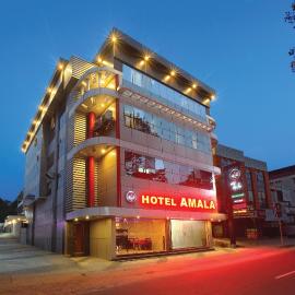 Viesnīca HOTEL AMALA pilsētā Pathanāmthitta