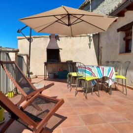 Casa Leandron, hotel in Murillo de Gállego