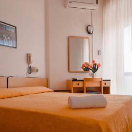 Pinarella में, होटल Hotel Admiral