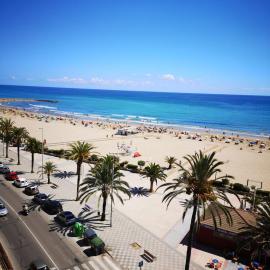 Tout près de la plage, hotel in Puerto de Sagunto