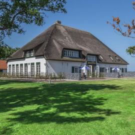 Farmhouse in Texel near De Slufter Reserve, hotel u gradu De Koksdorp