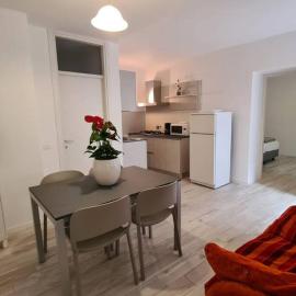 Appartamento ZIMA, hotel v destinaci Malcesine