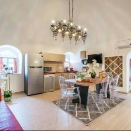 Viesnīca Private House 5 BDR In Mamilla up to 12 People ! Jeruzalemē