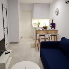 Modern & Cozy Studio w/ Backyard Near City Center