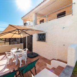 Fronte Mare Value, hotel v mestu Agrustos