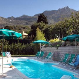 Residence Villa Tina, hotel em Forio d'Ischia