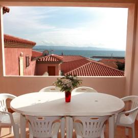 Appartamenti Ideal, hotel in Isola Rossa
