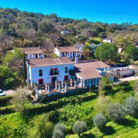 Finca Valbono Apartamentos Rurales y Hotel, готель у місті Арасена