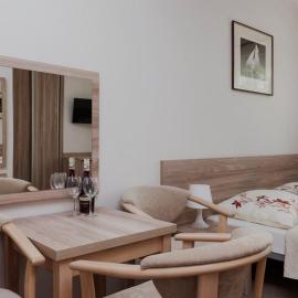 Willa Portowa - 120 metrów od plaży, hotel din Dziwnów