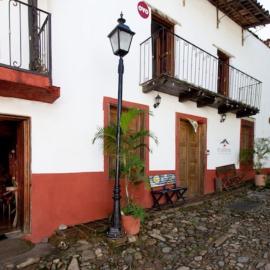 Hotel De Cervantes, хотел в San Sebastián