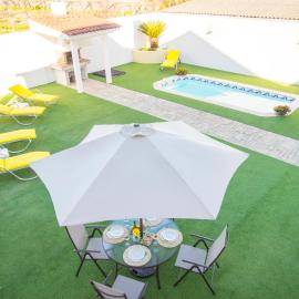 CASA LAS PALMERAS
