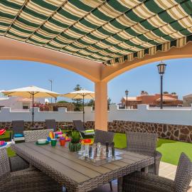 Perfect for family holidays with private pool, near beach and golf- Villa Ashley, hotel in Costa de Antigua