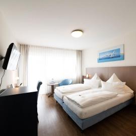 ates Hotel Kehl, хотел в Кел ам Рейн