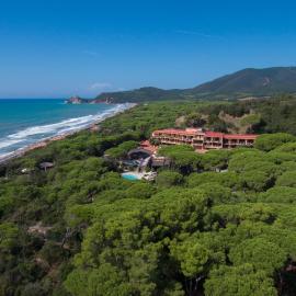 Roccamare Resort - Le Dimore della Pineta، فندق في كاستيغليون ديلا بيسكايا
