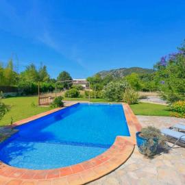 Villa Luisa by Sealand Villas, hotel u gradu Crestatx