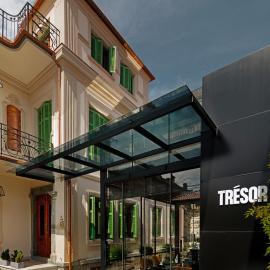 Trésor Art Boutique Hotel, hotel u gradu Korča