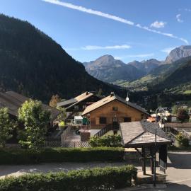 Ambrunes 9 - Grand studio rénové dans le centre de Châtel