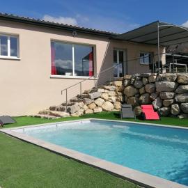 Les Villas Dorées - Villa Soleil face au Mont Ventoux, отель в городе Plaisians