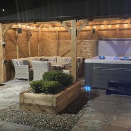 Rhos Walia,near Snowdonia,Hot tub