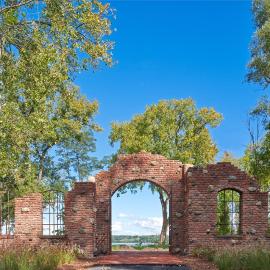 Hutton Brickyards Riverfront Hotel & Venue, hotel a Kingston