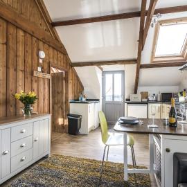 Ashgrove Farm - 1 Bedroom Apartment - Llawhaden - Narberth、ナーバースのホテル