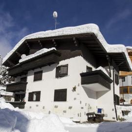 Campiglio Trilocale Monte Spinale, hotel in Madonna di Campiglio