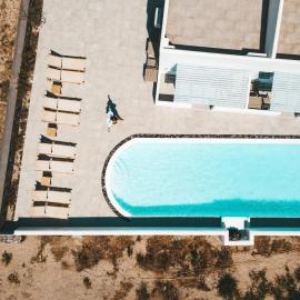 Daylight Hotel, ξενοδοχείο στην Περίσσα