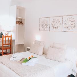 Pensión As Burgas, hotel in Caldas de Reis