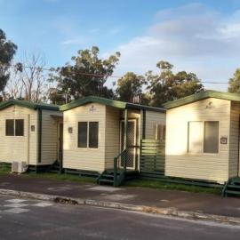 Adventureland Cabins, hotel in Darawank