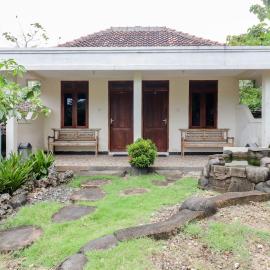 Rock Garden Homestay & Resto – hotel w mieście Tepus