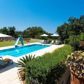 Villa Acorn