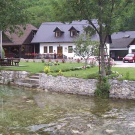 Apartment Mira, Hotel in Korana