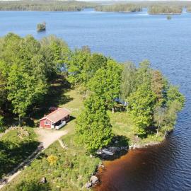 Joarsbo, Stuga 1, Sjölyckan, хотел в Kalv