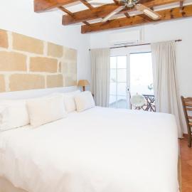 Llucmaçanes Gran Agroturismo, отель в Маоне
