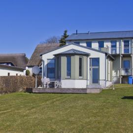 Ferienhaus Distelfink Ferienwohnung 02, hotel a Groß Zicker